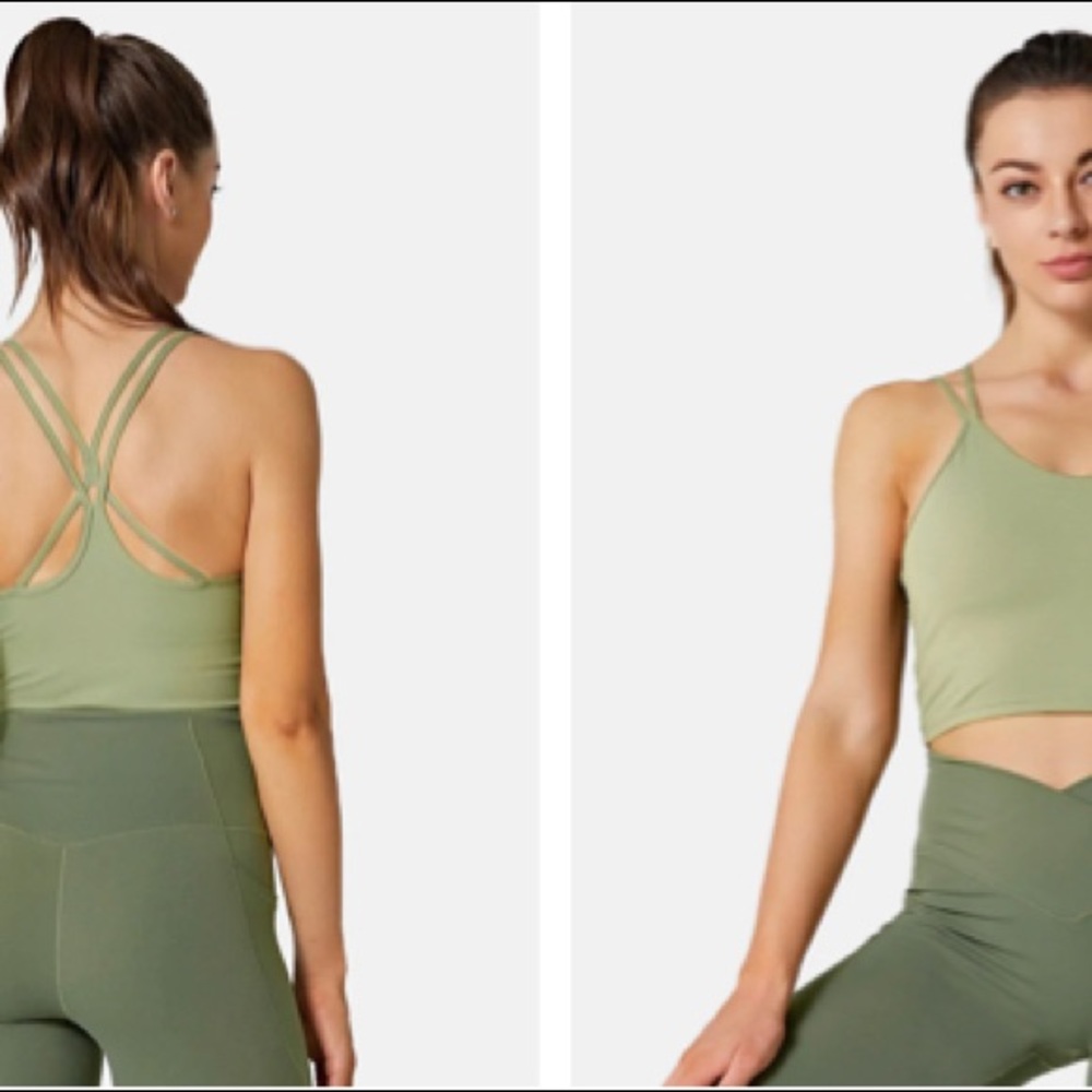 Halara tank - built in bra